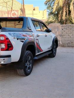 تويوتا هايلوكس